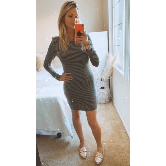 Tight party dress! - Picture 2 of 2